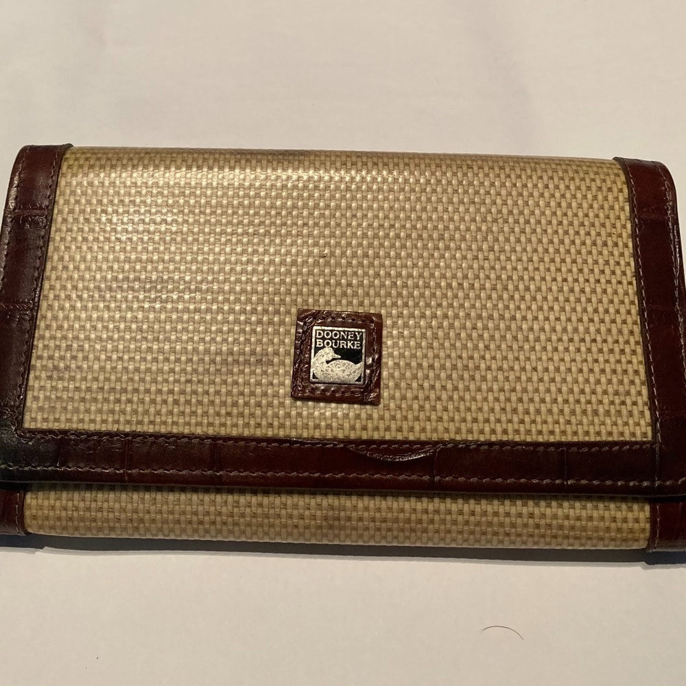 Dooney & Burke wallet